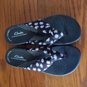 Clarks Cloudstepper FlipFlops